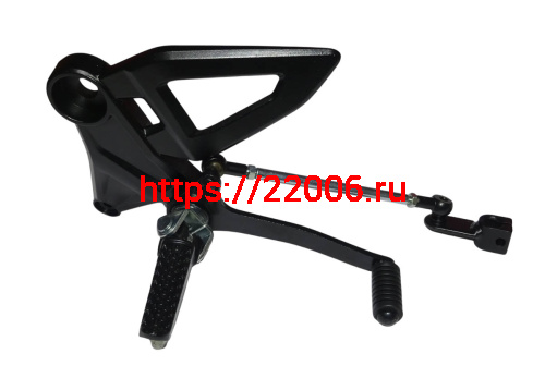 Подножка водителя HIRO 250 левая, в сборе с кронштейном и п/п (T2BP030109A00100) Подножка водителя HIRO 250 левая, в сборе с кронштейном и п/п (T2BP030109A00100)